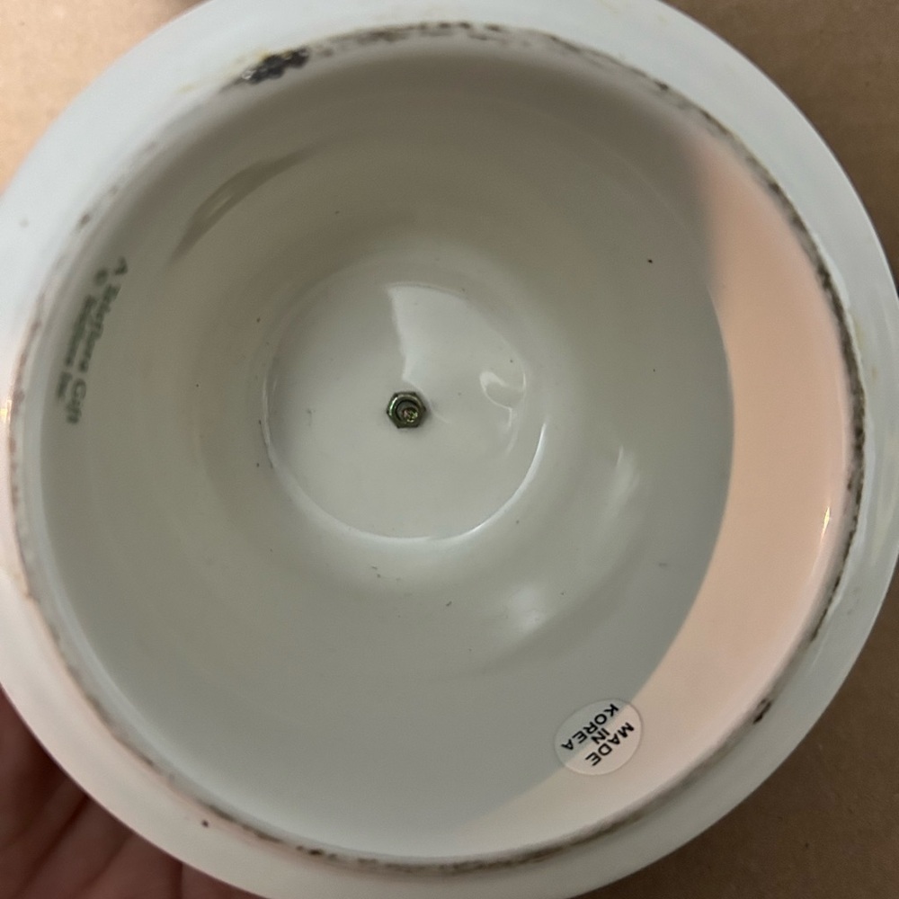 Festive White and Gold Candle Holder - Picture 5 of 7